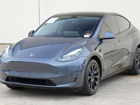 Used 2022 Tesla Model Y Long Range AWD/4WD image 49