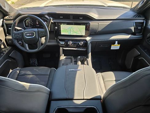 New 2026 GMC Sierra 2500 AT4X AWD/4WD image 27