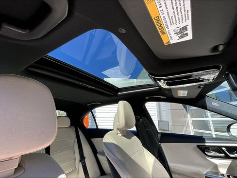 Used 2024 Mercedes-Benz C 300 Sedan image 22