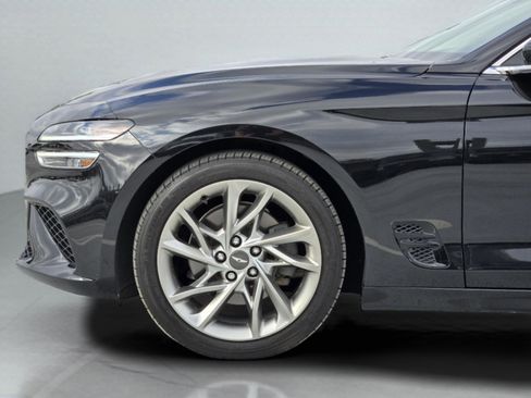 Used 2022 Genesis G70 2.0T image 39