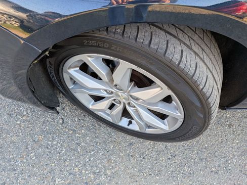 Used 2018 Chevrolet Impala LT image 9