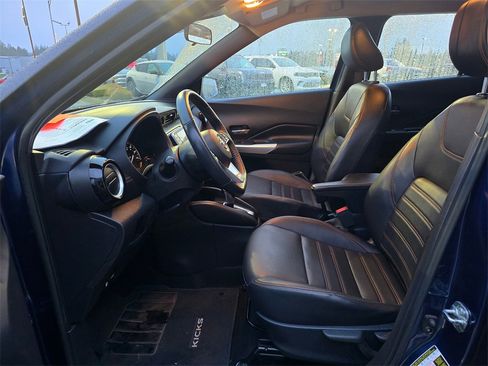 Used 2020 Nissan Kicks SR w/ SR Premium Package image 8