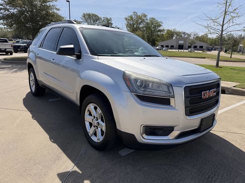 Used 2014 GMC Acadia SLE image 2
