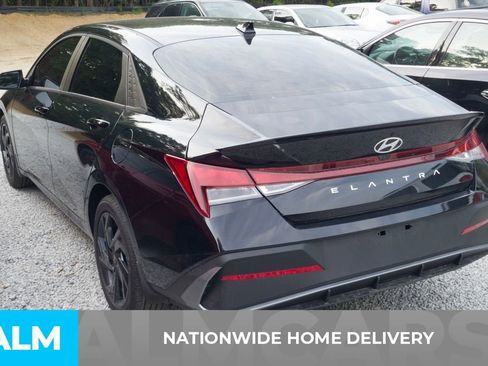 Used 2026 Hyundai Elantra Sport FWD image 4