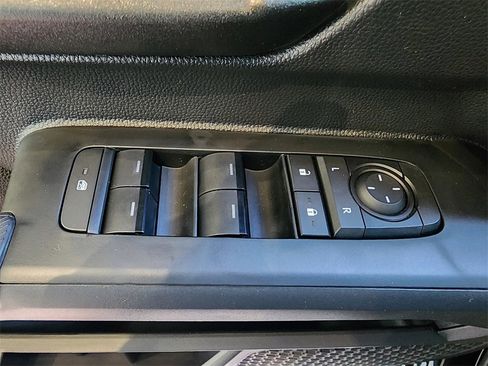 New 2026 Toyota Tacoma SR image 11