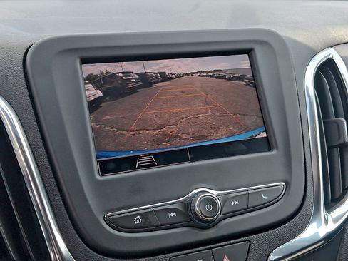 Certified 2024 Chevrolet Equinox LT FWD image 17
