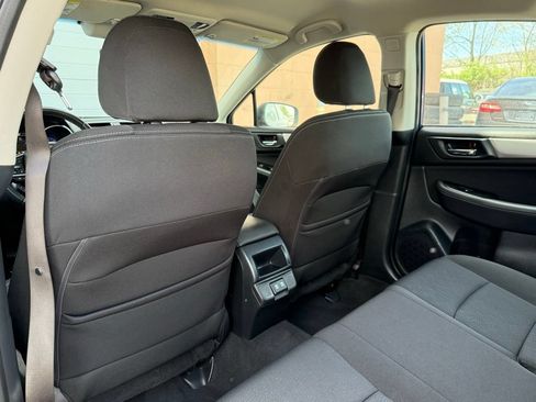 Used 2019 Subaru Legacy 2.5i Premium AWD/4WD image 16