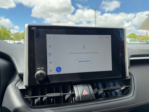 Certified 2025 Toyota RAV4 XLE image 25