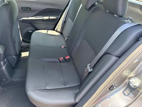 New 2025 Nissan Kicks Play S image 15