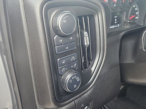 Used 2025 Chevrolet Silverado 2500 Custom w/ Custom Value Package image 19