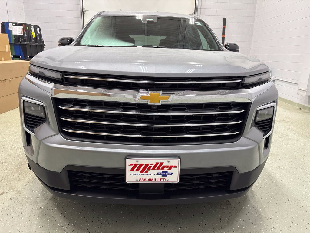 Used 2026 Chevrolet Traverse LT w/ Driver Confidence Package AWD/4WD image 7