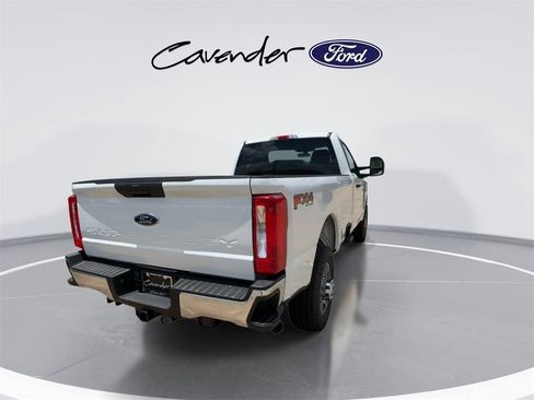 New 2025 Ford F350 XLT w/ FX4 Off-Road Package AWD/4WD image 8
