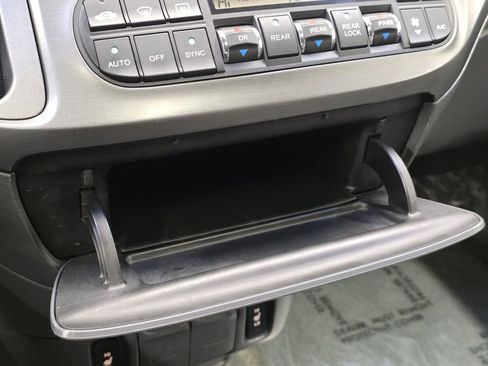 Used 2005 Honda Odyssey Touring image 40