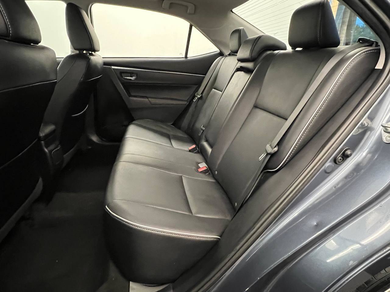 Used 2016 Toyota Corolla S Premium FWD image 10