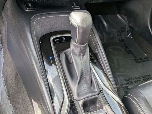 Used 2019 Toyota Corolla XSE image 20