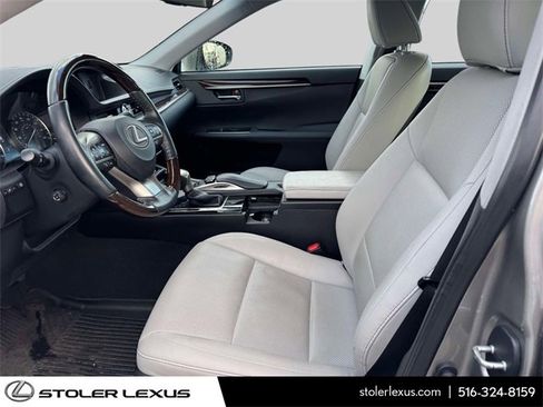 Used 2018 Lexus ES 350 w/ Navigation System Package image 16