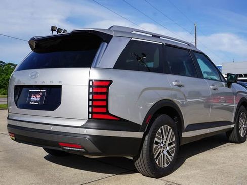 New 2026 Hyundai Palisade SEL Premium FWD image 4