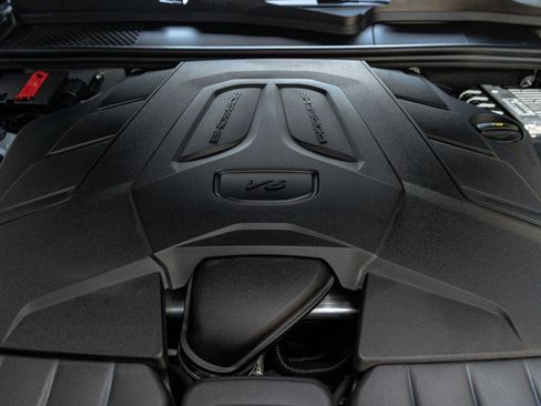 New 2026 Porsche Cayenne E-Hybrid Coupe image 42