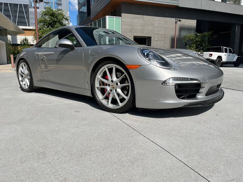 Used 2013 Porsche 911 Carrera S w/ Bose Audio Pkg image 2