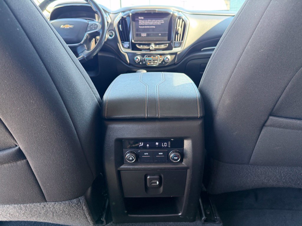 Used 2021 Chevrolet Traverse LT FWD image 20