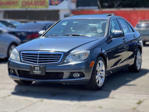Used 2008 Mercedes-Benz C 300 Sedan image 3