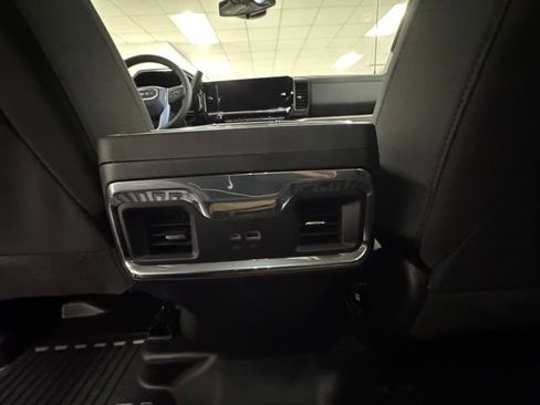 New 2026 GMC Sierra 3500 SLE w/ SLE Convenience Package image 9