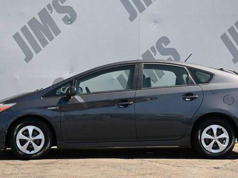 Used 2015 Toyota Prius Three FWD image 8