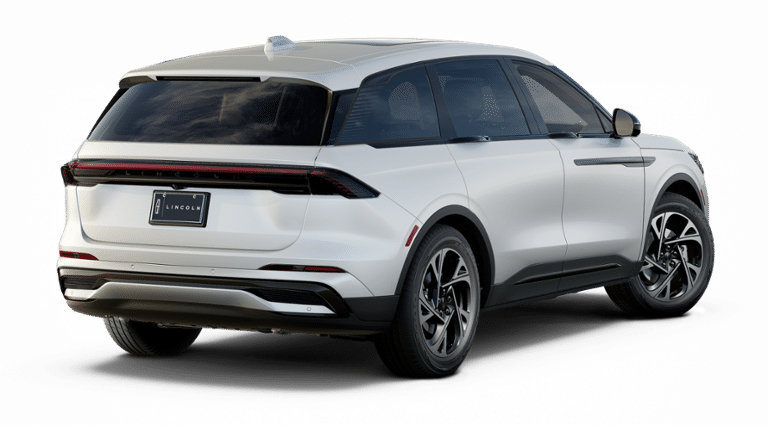 New 2025 Lincoln Nautilus Premier w/ Equipment Group 102A AWD/4WD image 25