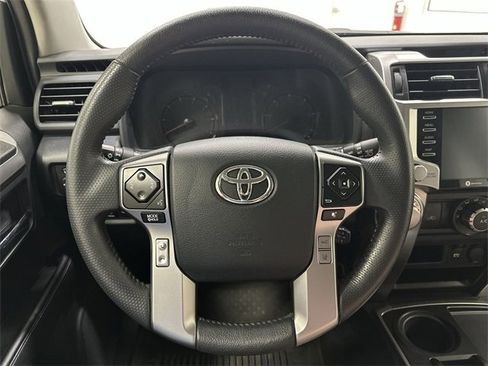 Used 2022 Toyota 4Runner SR5 image 17
