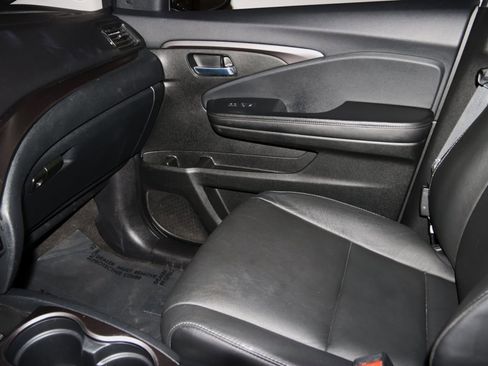 Used 2022 Honda Pilot Special Edition image 52