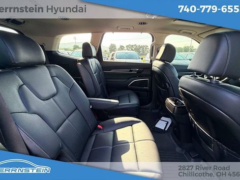 Used 2024 Kia Telluride EX w/ EX Captain's Chair Package AWD/4WD image 28