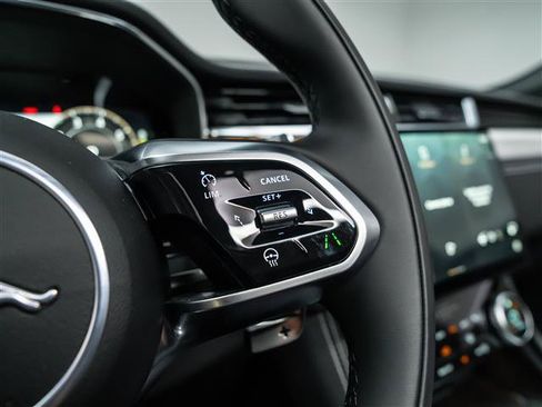 New 2025 Jaguar F-PACE R-Dynamic S AWD/4WD image 22