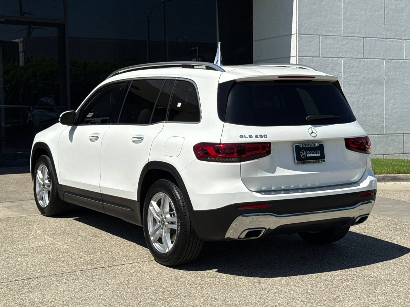 Used 2022 Mercedes-Benz GLB 250 image 10