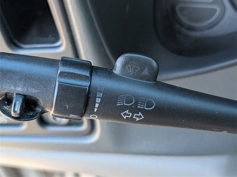 Used 2006 GMC Yukon SLT w/ SLT Preferred Equipment Group image 25