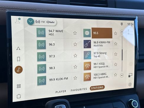 New 2026 Land Rover Defender 110 X-Dynamic SE image 17