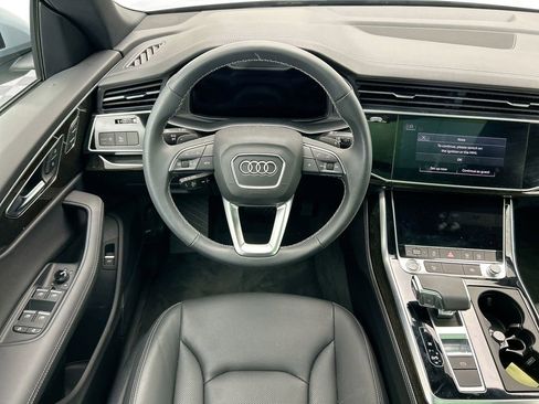 Used 2025 Audi Q8 Premium Plus w/ Premium Plus Package image 10
