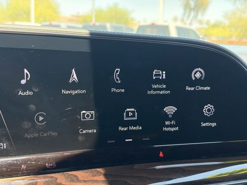 Used 2022 Cadillac Escalade Sport Platinum AWD/4WD image 23