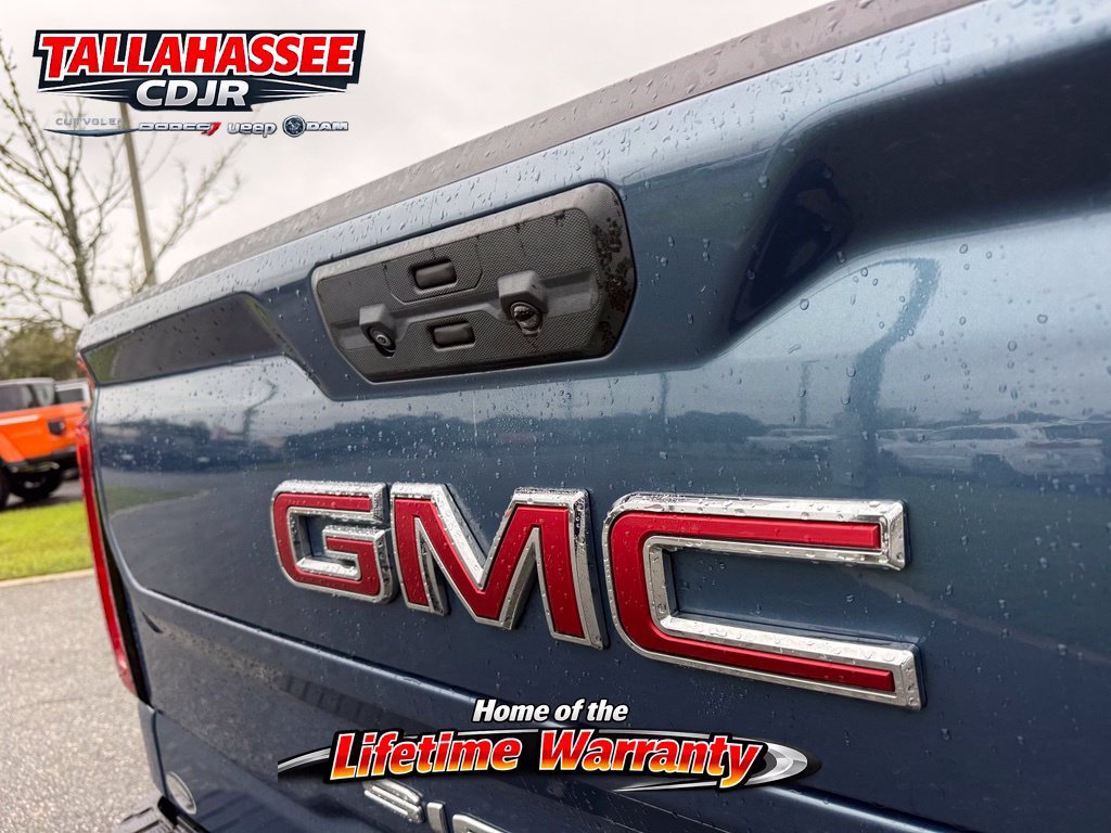 Used 2024 GMC Sierra 1500 SLT AWD/4WD image 4