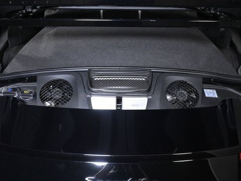 Certified 2019 Porsche 911 Speedster RWD image 29