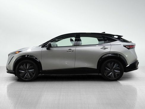 Used 2023 Nissan Ariya AWD image 2