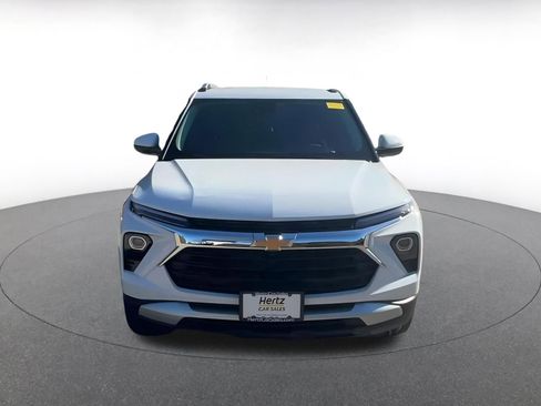 Used 2025 Chevrolet TrailBlazer LT image 4