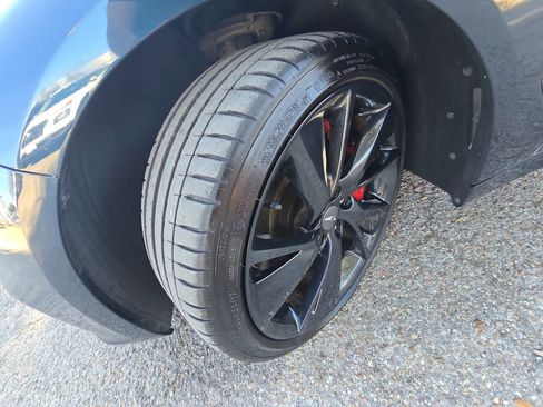 Used 2023 Genesis G70 3.3T w/ Sport Prestige Package image 32