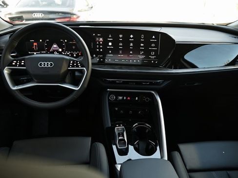 New 2025 Audi Q5 Premium Plus image 25