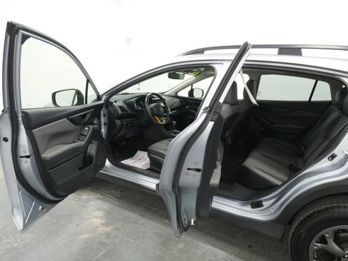 Used 2021 Subaru Crosstrek 2.5i Sport w/ Moonroof Package AWD/4WD image 19