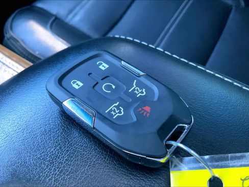 Used 2019 GMC Yukon XL Denali w/ Open Road Package image 14