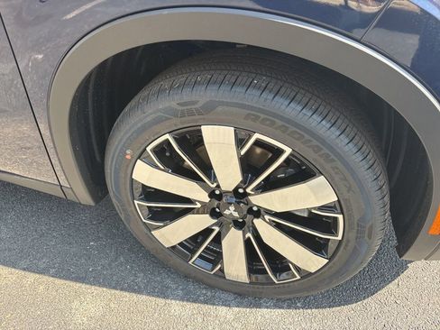 New 2026 Mitsubishi Outlander FWD image 9