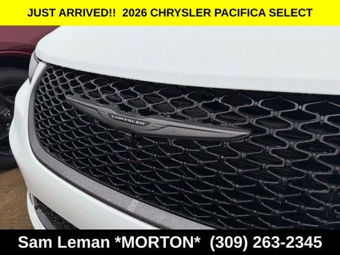 New 2026 Chrysler Pacifica Select image 3