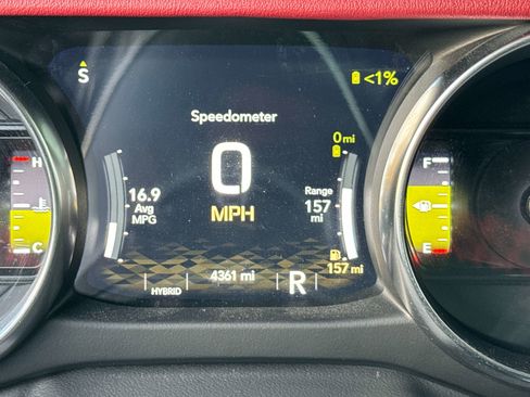 Used 2023 Jeep Wrangler Unlimited Rubicon 4xe image 18