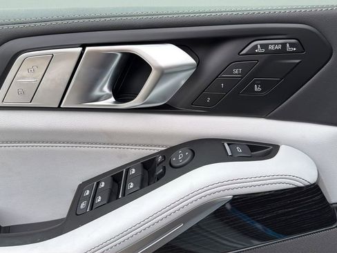 New 2026 BMW X7 xDrive40i AWD/4WD image 8
