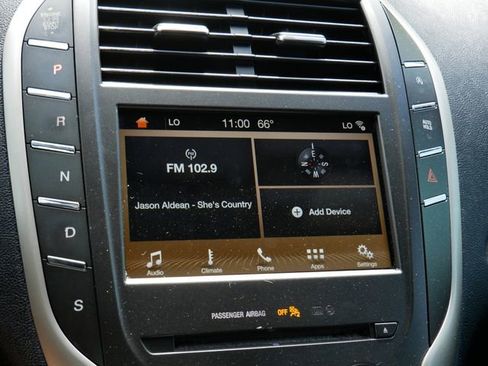 Used 2018 Lincoln MKC Premiere FWD image 20